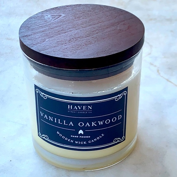 HAVEN STREET CANDLE VANILLA OAKWOOD WOOD WICK RICHLY SCENTED NEW - Picture 1 of 3